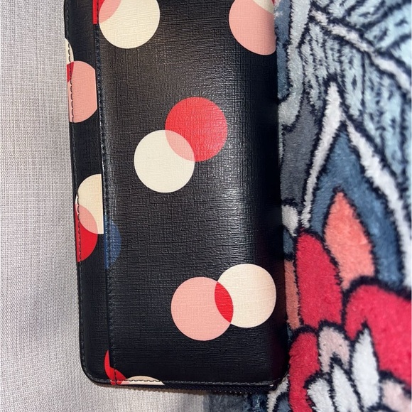 Kate Spade Wallet - Picture 2 of 4